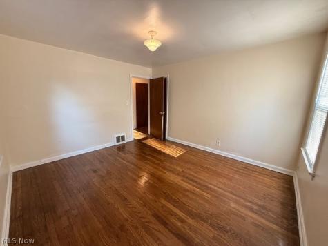 2042 13th Street SW Cuyahoga Falls OH 44223