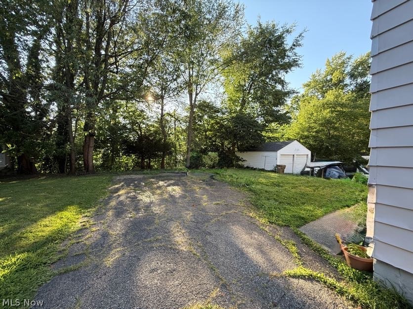 2042 13th Street SW Cuyahoga Falls OH 44223
