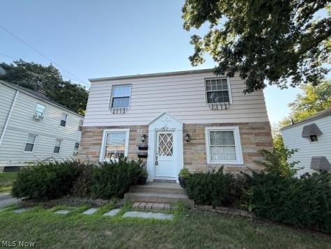 2042 13th Street SW Cuyahoga Falls OH 44223