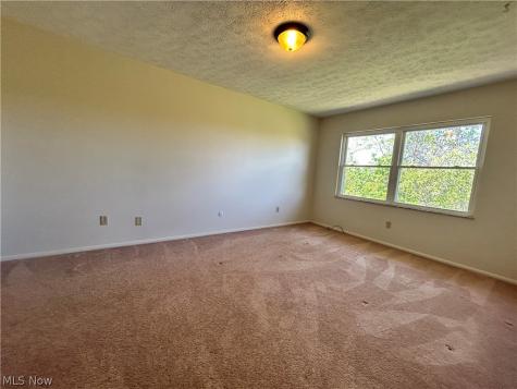 4309 Earl Drive Steubenville OH 43952