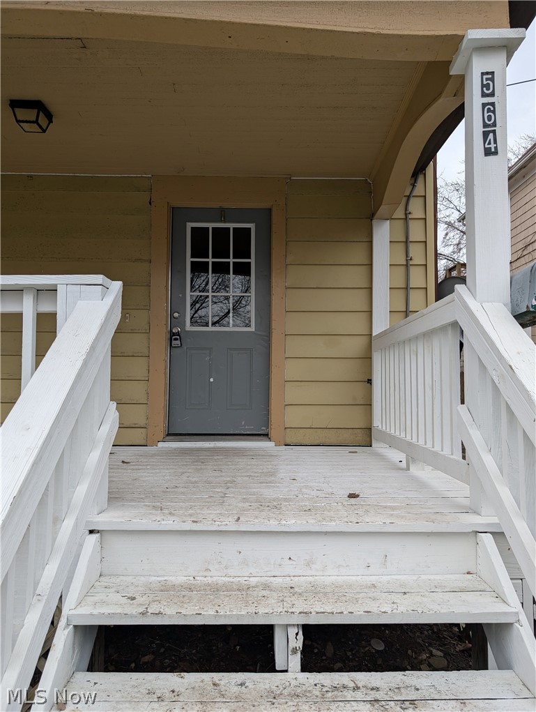 564 Carroll Street Akron OH 44304