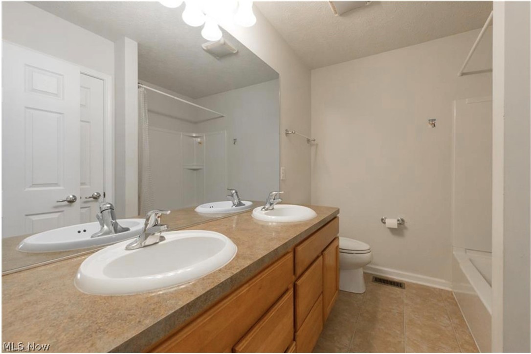 442 Turner Drive Akron OH 44321