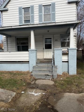 3704 Walton Avenue Cleveland OH 44113