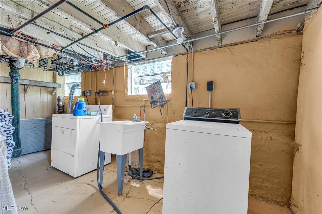 3571 W 69th Street Cleveland OH 44102