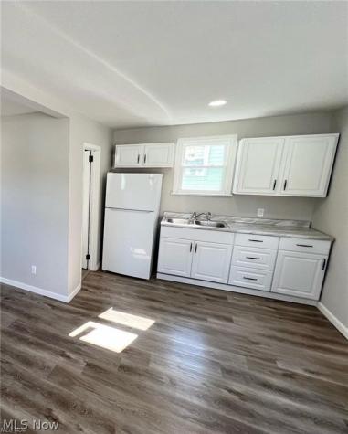 11594 Ravenna Road Twinsburg OH 44087