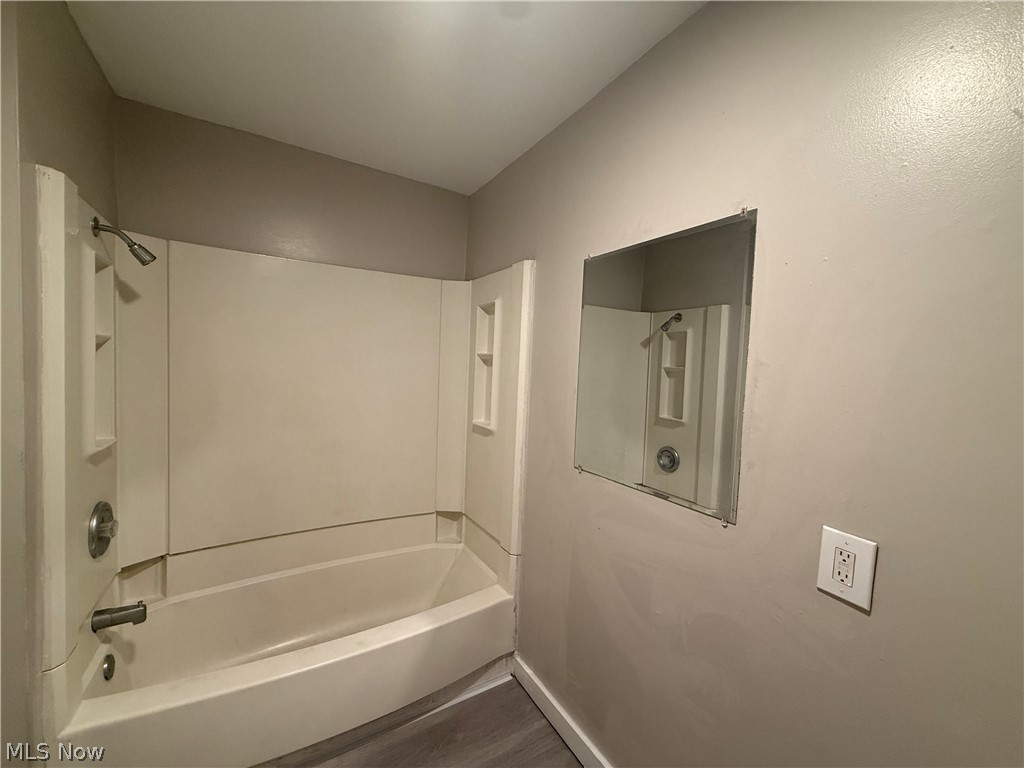 8801 Platten Avenue Cleveland OH 44102