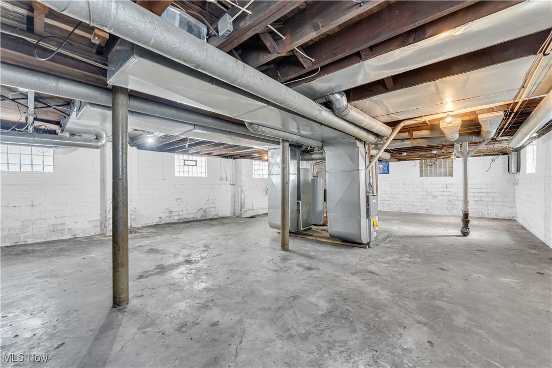 1909 W 73rd Street Cleveland OH 44102