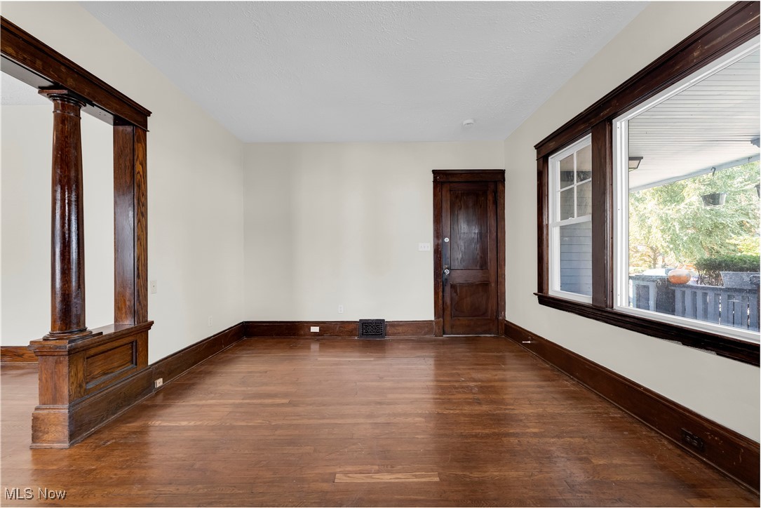 1909 W 73rd Street Cleveland OH 44102