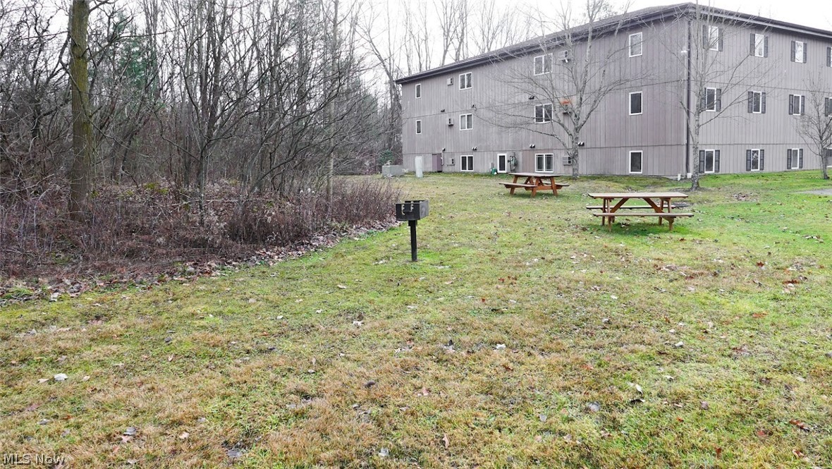 8140 Southwood Drive Garrettsville OH 44231