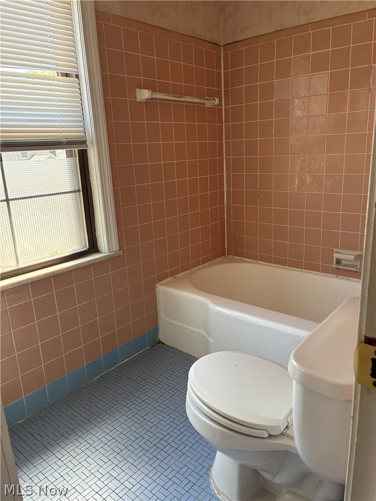 4198 Bushnell Road University Heights OH 44118