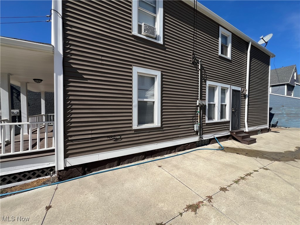 1726 Starkweather Avenue Cleveland OH 44113