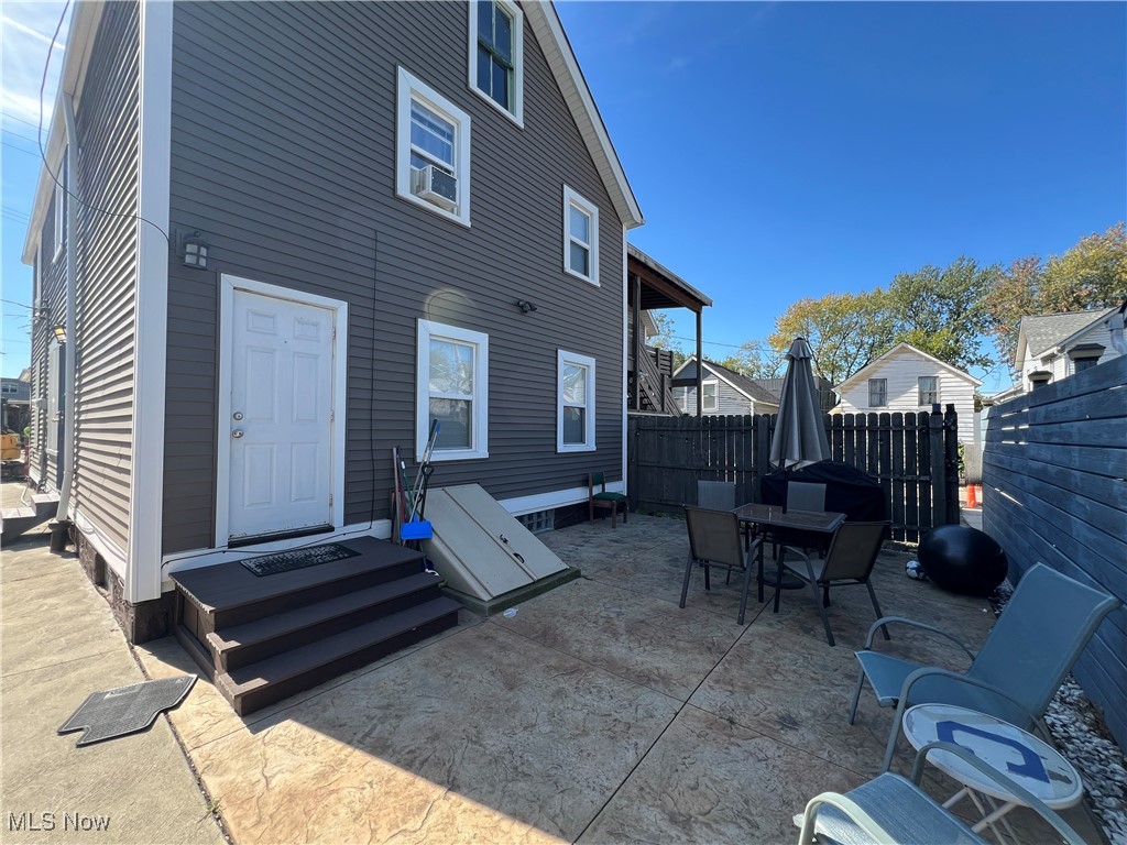 1726 Starkweather Avenue Cleveland OH 44113