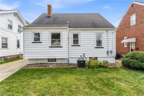 4102 Pershing Avenue Parma OH 44134