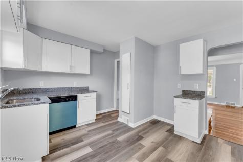 4102 Pershing Avenue Parma OH 44134