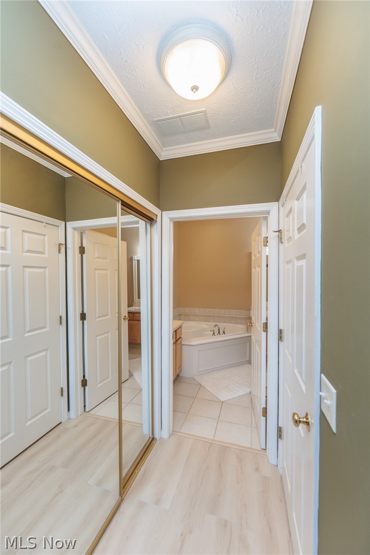2601 Wyndgate Court Westlake OH 44145