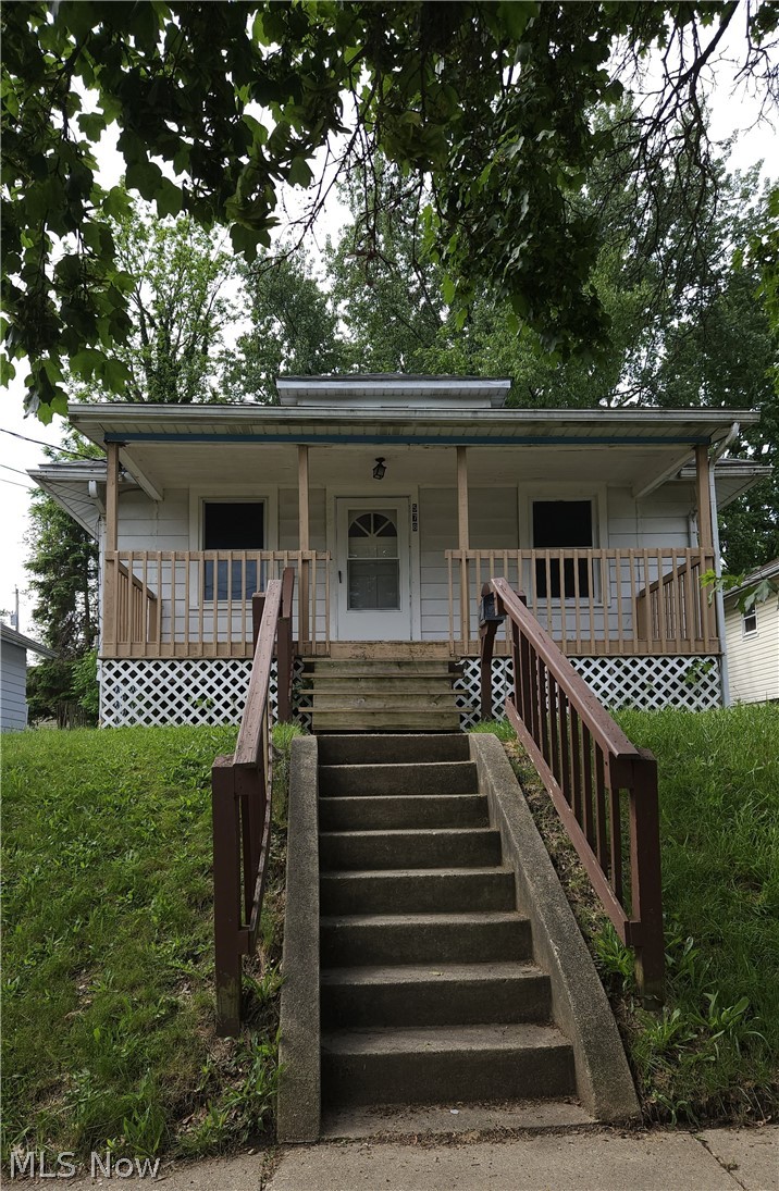 578 Plum Avenue Akron OH 44305