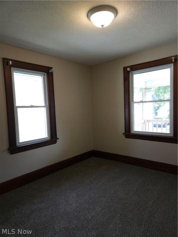 578 Plum Avenue Akron OH 44305
