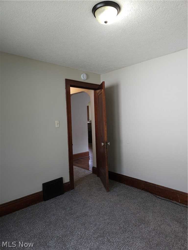 578 Plum Avenue Akron OH 44305