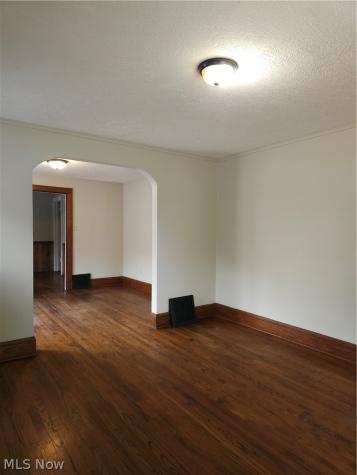 578 Plum Avenue Akron OH 44305