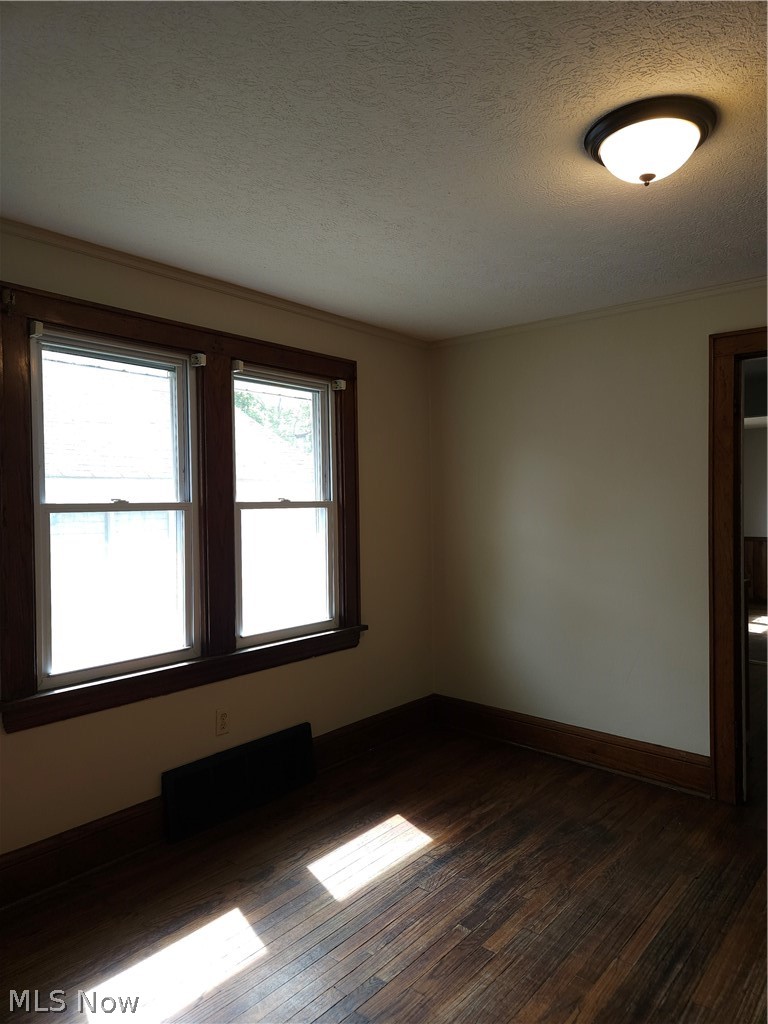 578 Plum Avenue Akron OH 44305