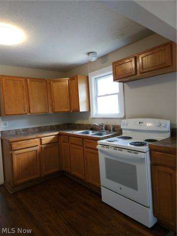 578 Plum Avenue Akron OH 44305