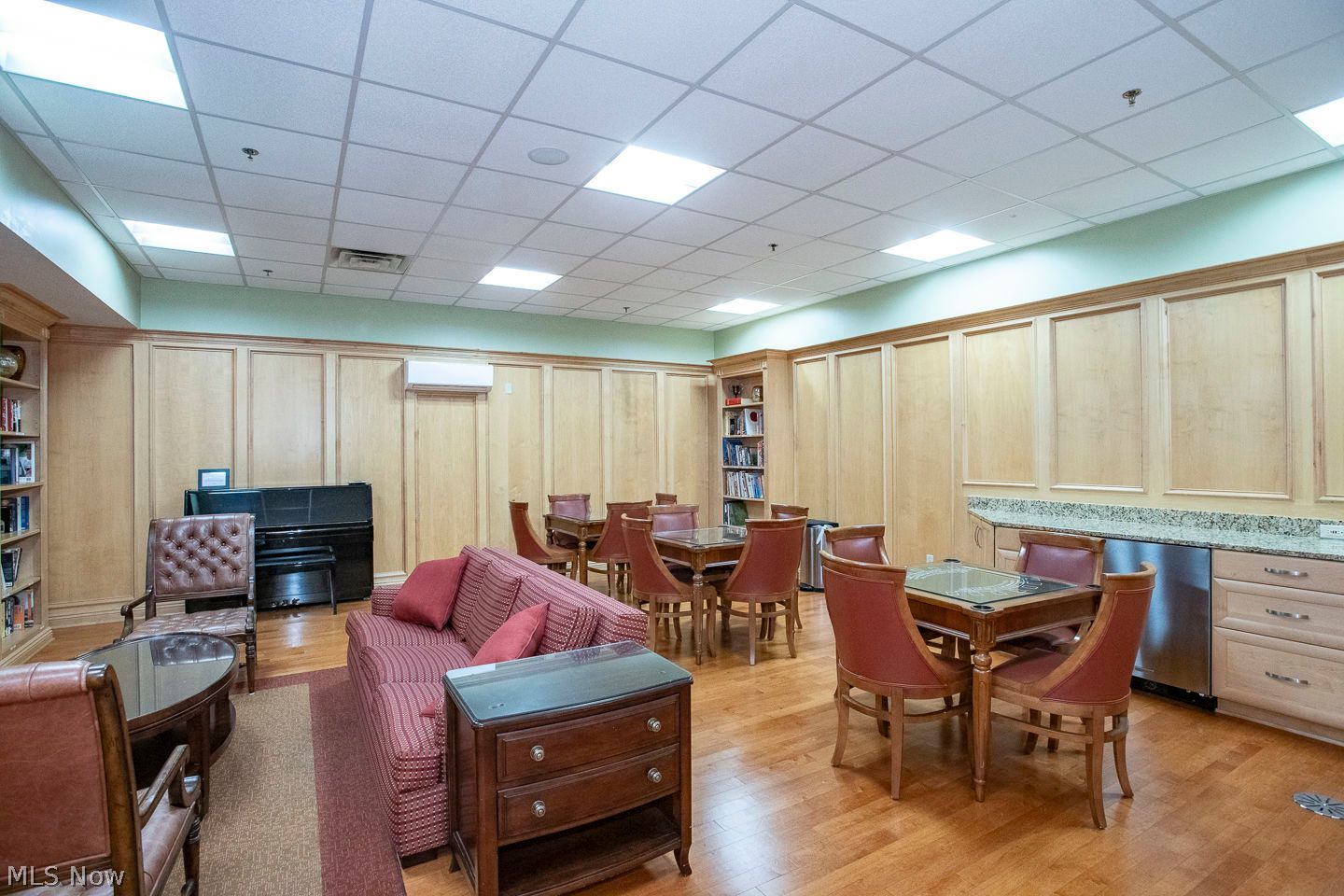 12550 Lake Avenue Lakewood OH 44107