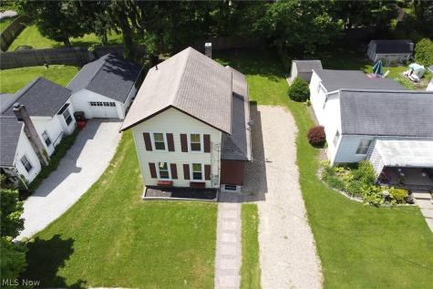 8210 Maple Avenue Garrettsville OH 44231