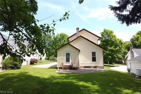 8210 Maple Avenue Garrettsville OH 44231