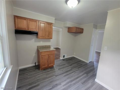851 E 232nd Street Euclid OH 44123