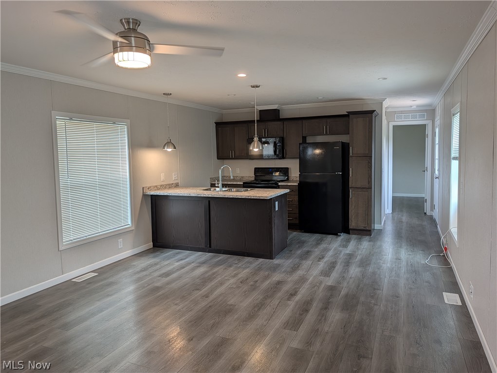 230 Edgecliff Circle W Elyria OH 44035