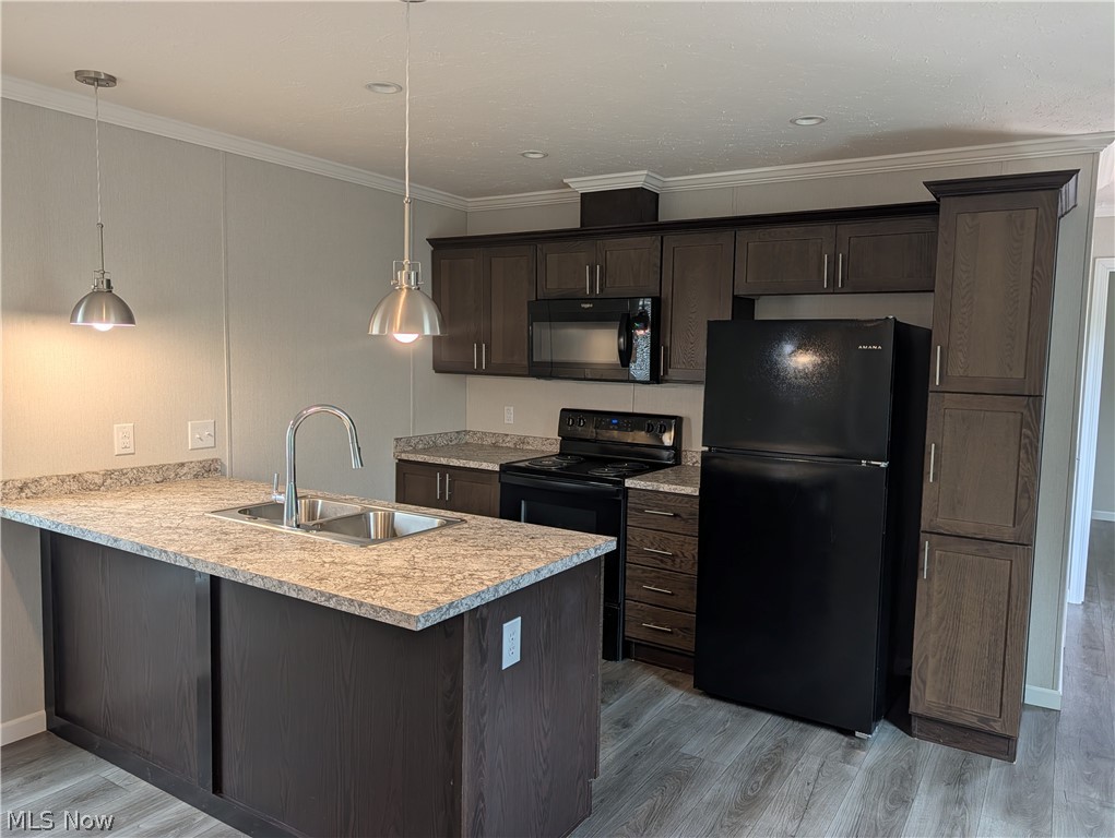 230 Edgecliff Circle W Elyria OH 44035