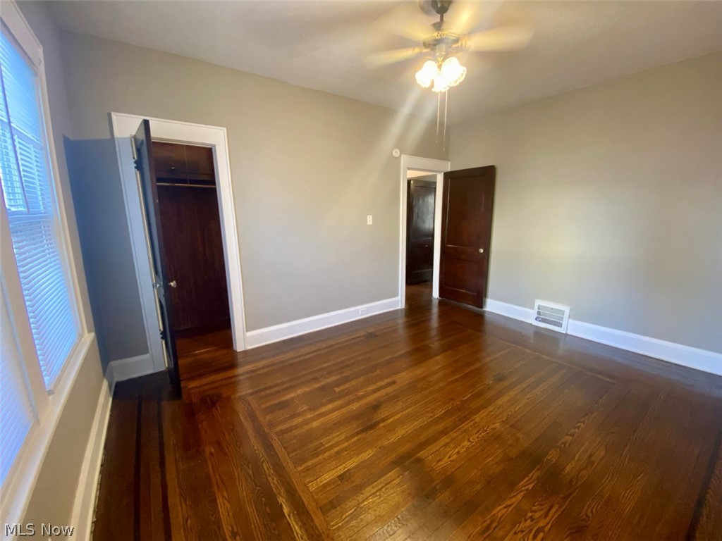418 Crestwood Avenue Akron OH 44302