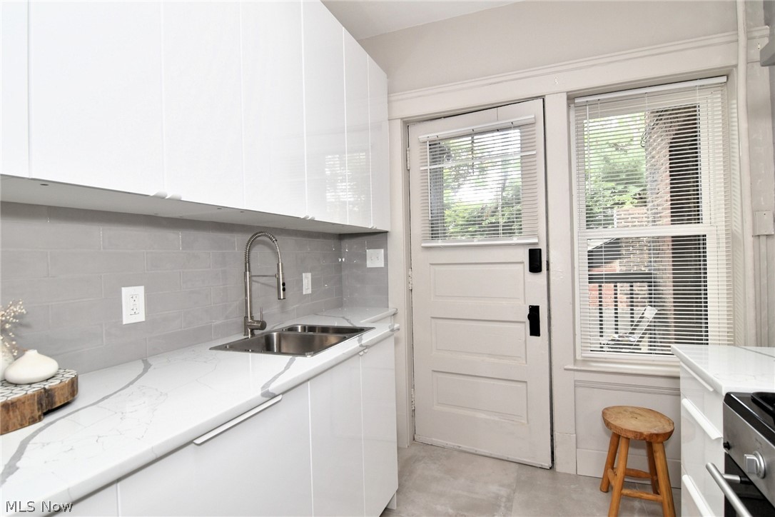2272 Grandview Avenue Cleveland Heights OH 44106