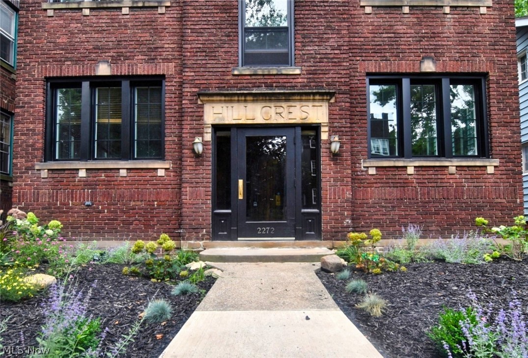 2272 Grandview Avenue Cleveland Heights OH 44106
