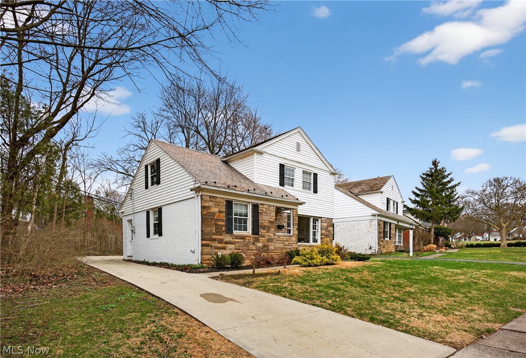20945 Halworth Road Shaker Heights OH 44122