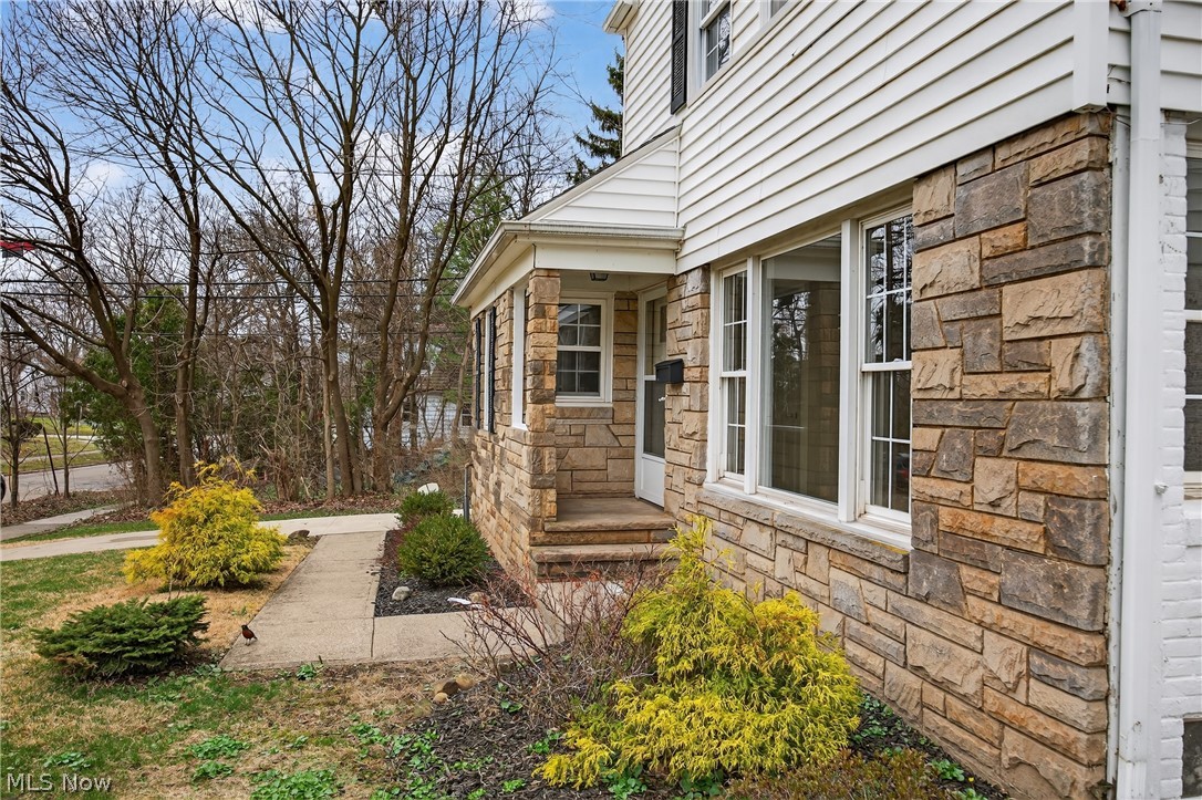 20945 Halworth Road Shaker Heights OH 44122