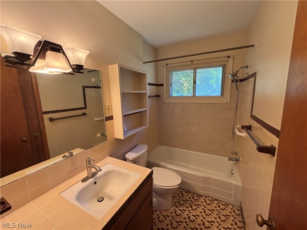 4307 Manchester Road Perry OH 44081