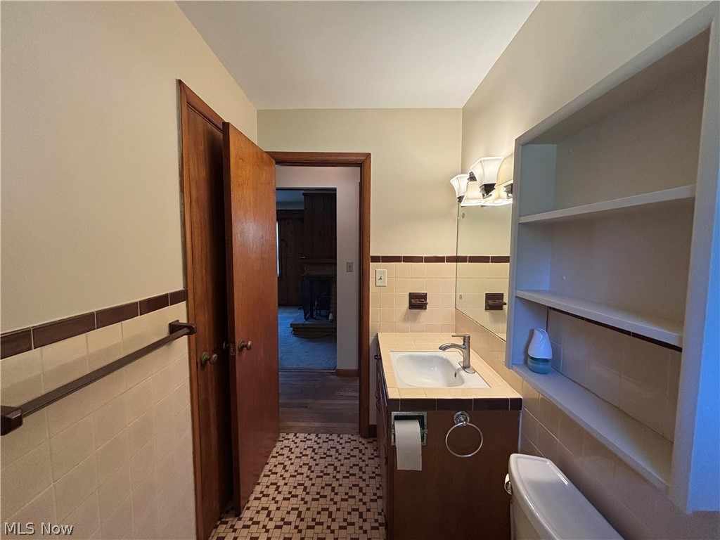 4307 Manchester Road Perry OH 44081