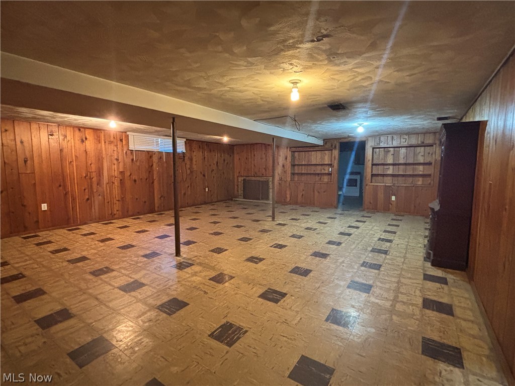 4307 Manchester Road Perry OH 44081