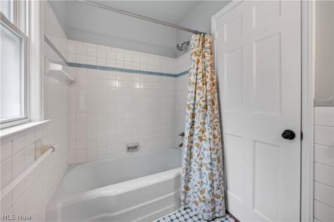 2658 Canterbury Road Cleveland Heights OH 44118