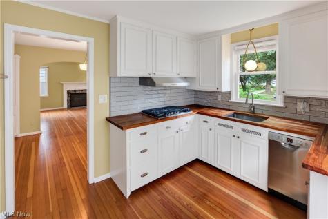 2658 Canterbury Road Cleveland Heights OH 44118
