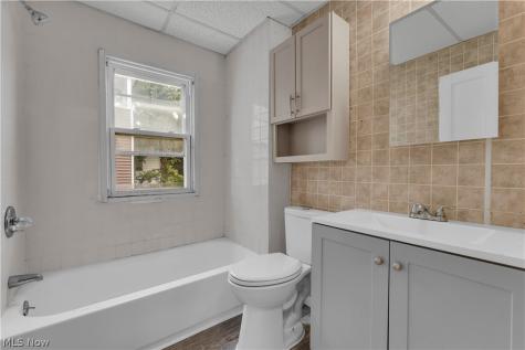 4924 E 107th Street Garfield Heights OH 44125
