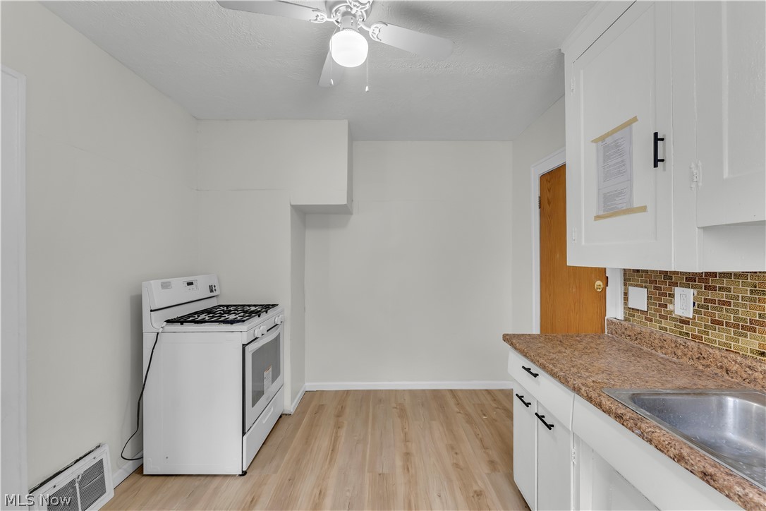 4924 E 107th Street Garfield Heights OH 44125