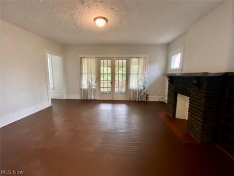 400 Cloverdale Avenue Akron OH 44302