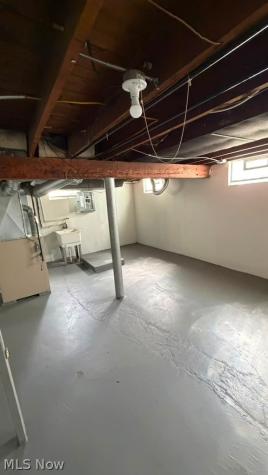 1527 Babbitt Road Euclid OH 44132