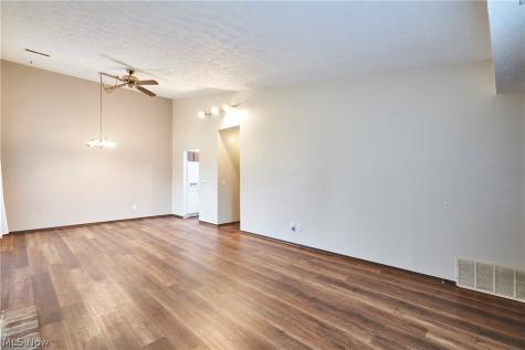 939 Kirkwall Drive Copley OH 44321