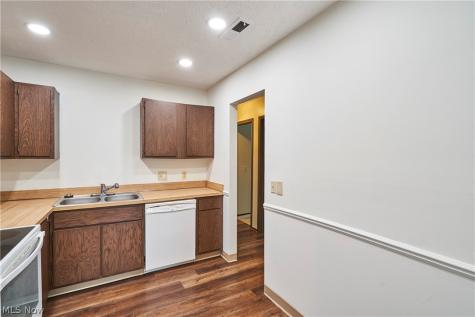 939 Kirkwall Drive Copley OH 44321
