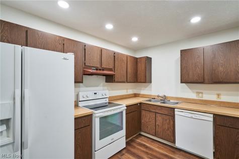 939 Kirkwall Drive Copley OH 44321