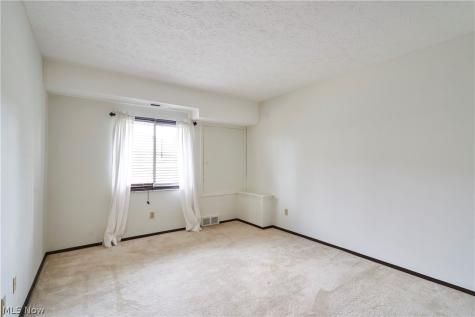 939 Kirkwall Drive Copley OH 44321