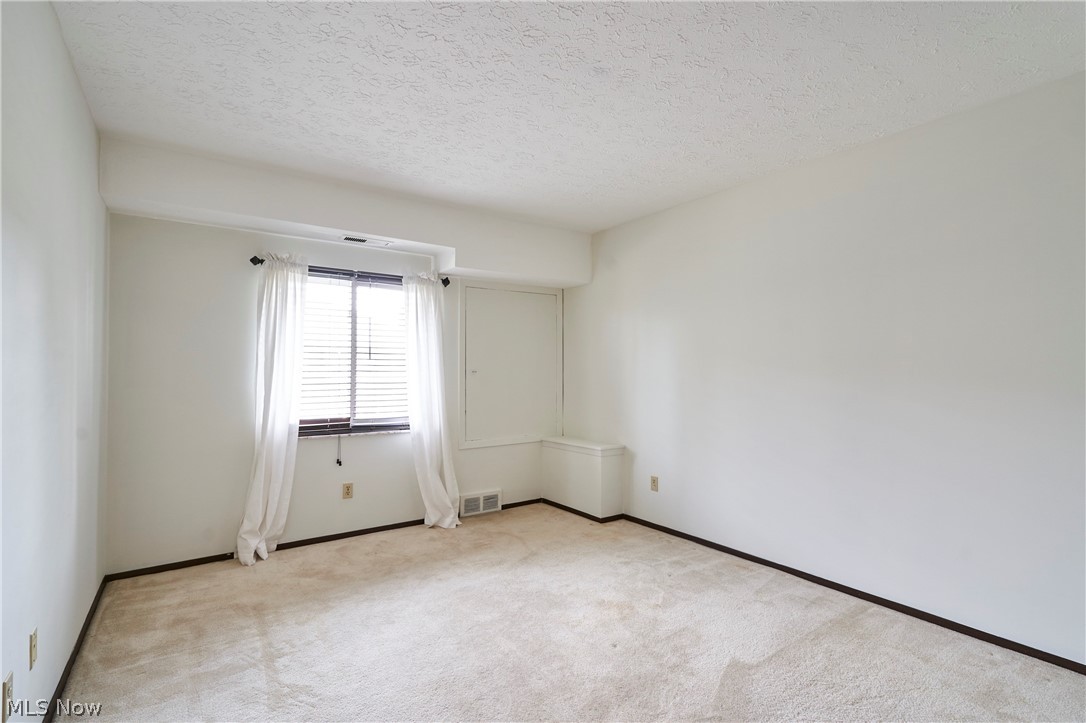 939 Kirkwall Drive Copley OH 44321